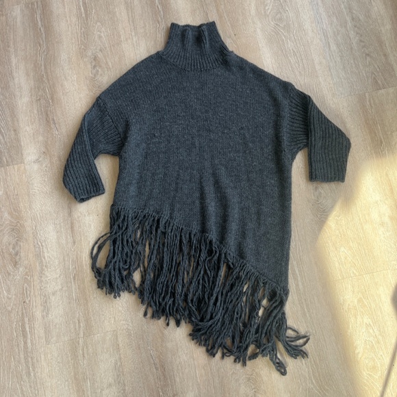 ALEMBIKA Urban Turtleneck Wool Fringe Sweater. Grey. Sz M - Picture 3 of 5